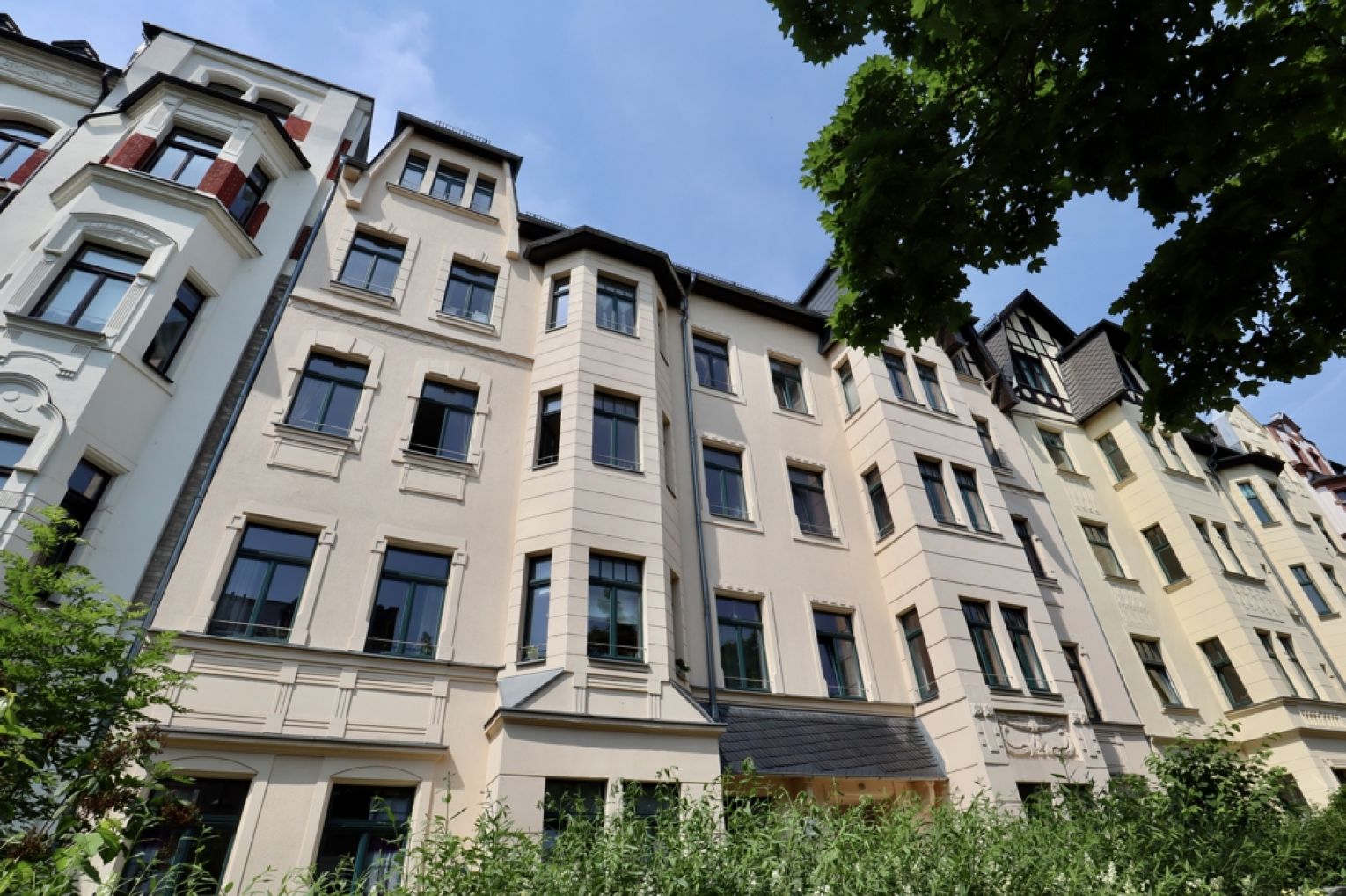 Kaßberg • vermietet • 1-Zimmer • Balkon • in Chemnitz • Einbauküche • jetzt investieren