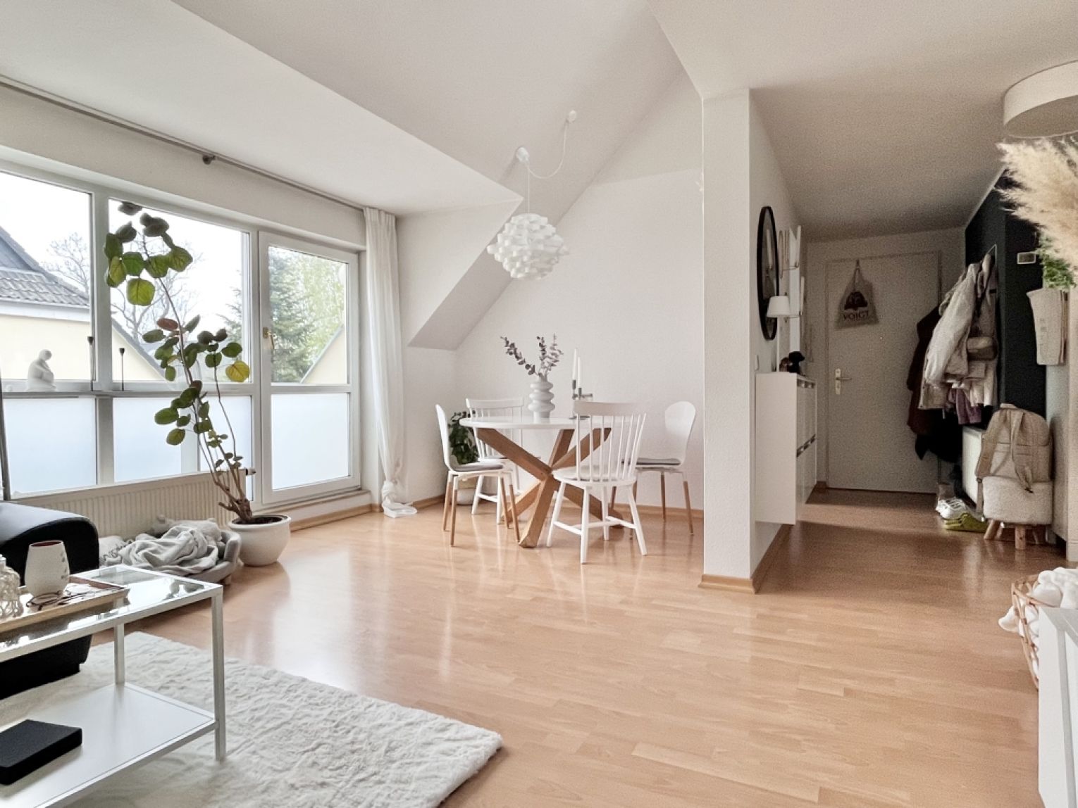 Balkon • Stellplatz • ruhig • schöner Grundriss • 4 Zimmer Wohnung  • Röhrsdorf • bald wieder frei