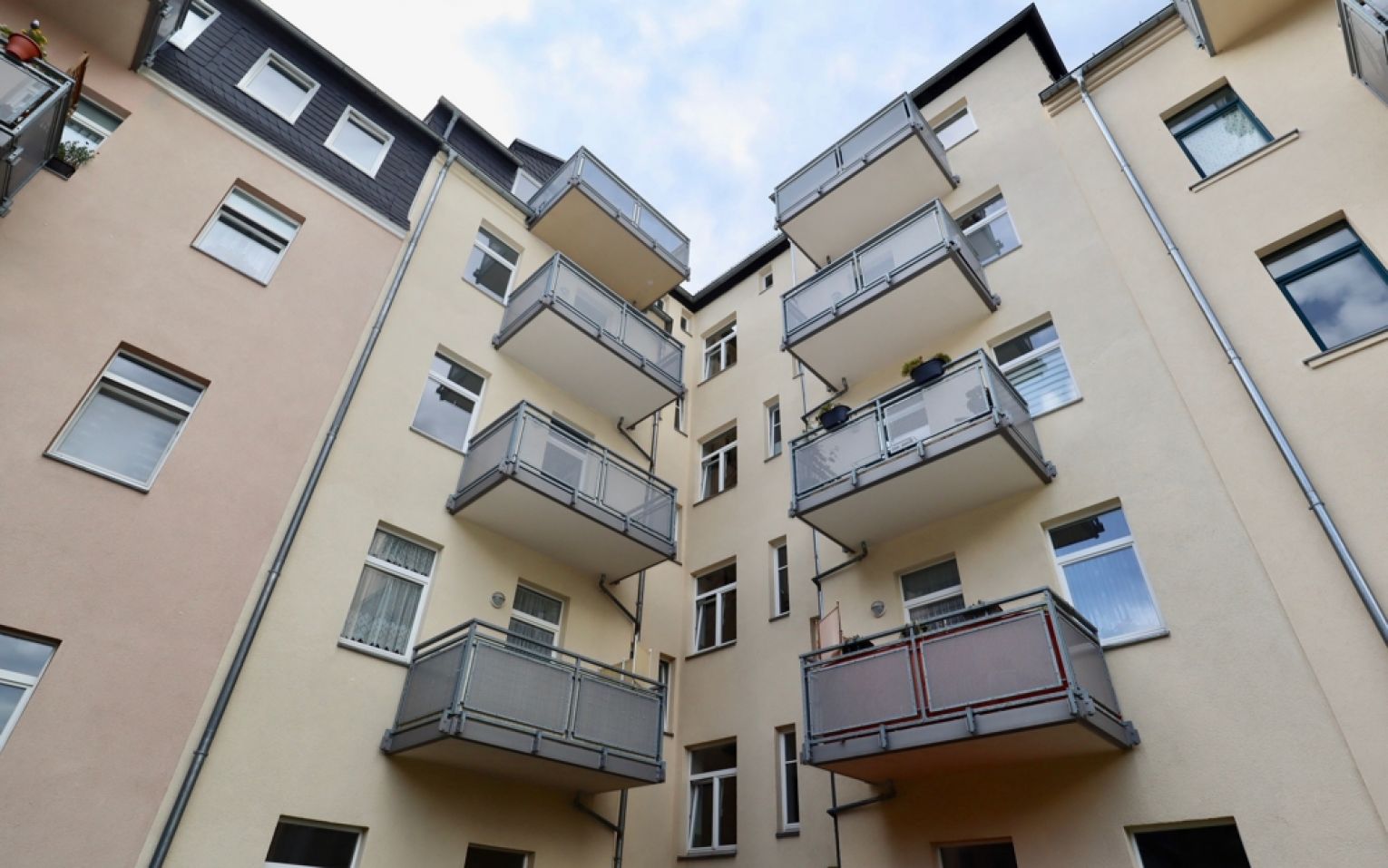 2-Zimmer Wohnung  • Einbauküche • Hilbersdorf • Balkon • ruhige Lage • jetzt anrufen