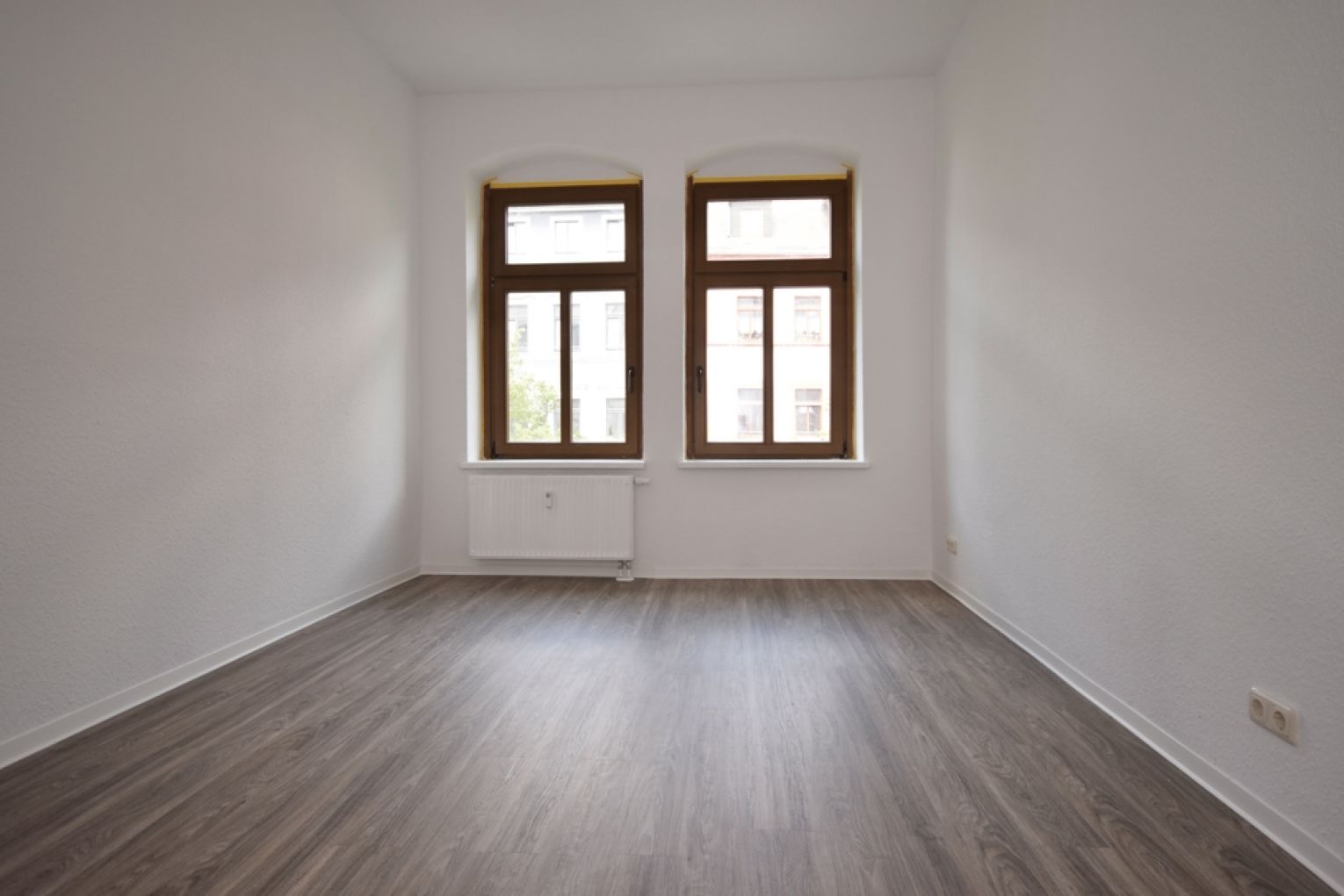 Am Brühl • 3 Zimmer • Balkon • moderner Grundriss • Bad mit Fenster und Wanne • jetzt Termin machen!