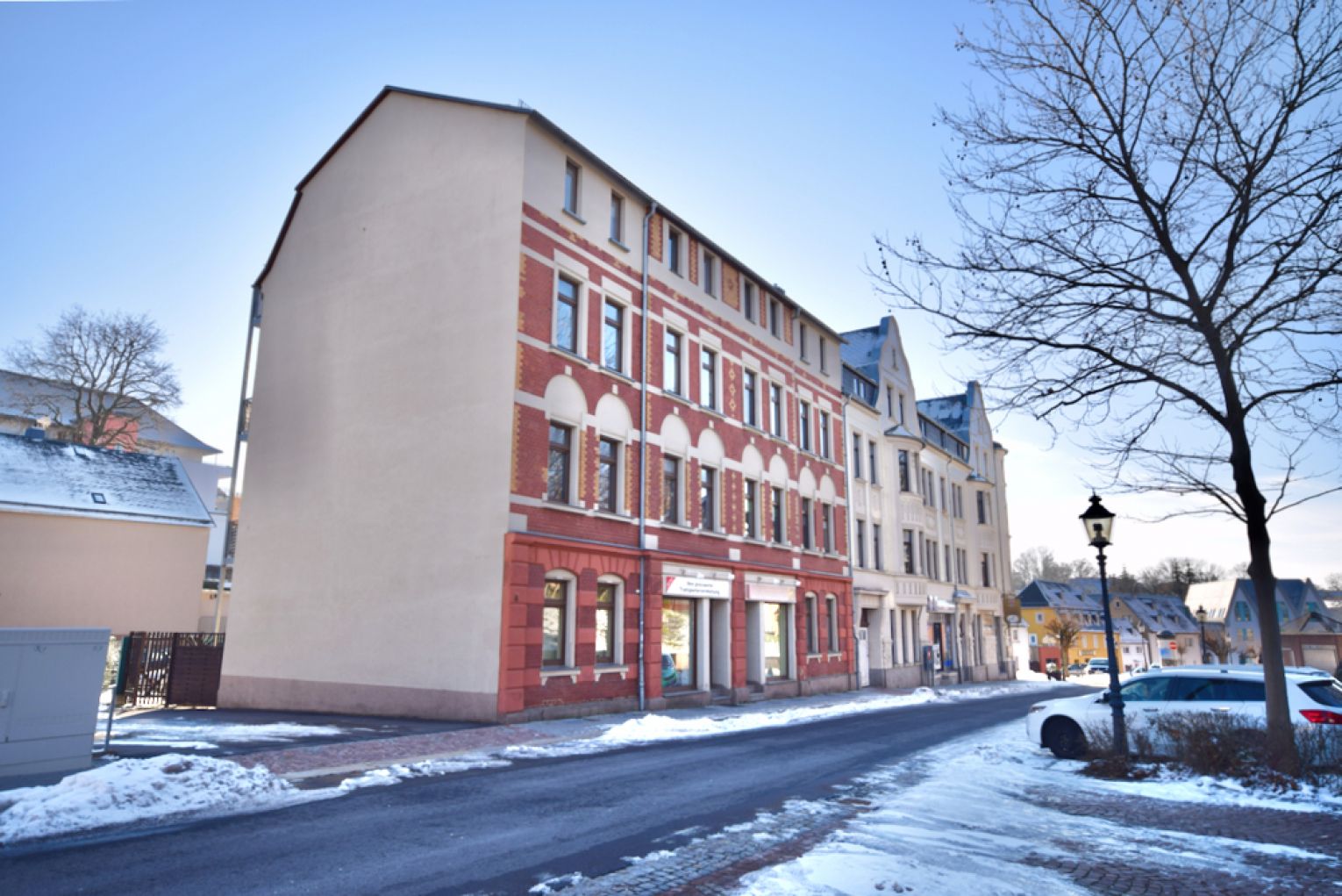 Mietwohnung • Limbach-Oberfrohna • 2 Zimmer • großer Balkon • Einbauküche • Stellplatz • anschauen!?