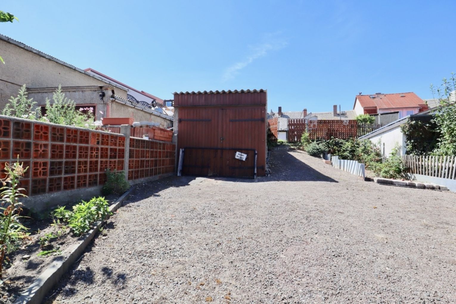 Erwerben • Sanieren • Einziehen • Reihenhaus • 3 Zimmer • Garten • Garage • in Geithain bei Leipzig