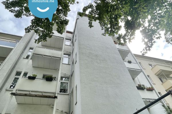 3 Zimmer • Sonnenbalkon • innenliegendes Bad mit Wanne • Laminat • Gablenz • Termin machen!?