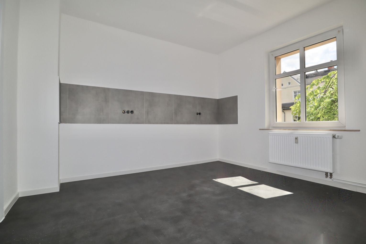 saniert • moderne 3-Raum Wohnung • Chemnitz • mieten • Tageslichtbad • Borna-Heinersdorf • ruf an