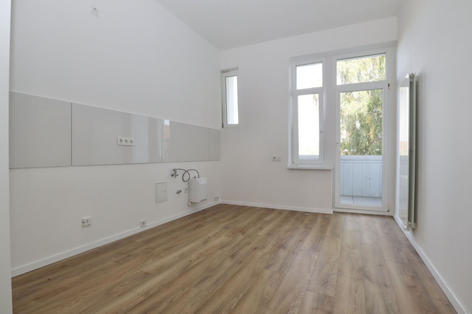 Balkon • Kappel • große 4-Raum Wohnung • Chemnitz • Tageslichtbad • lichtdurchflutet • jetzt anrufen