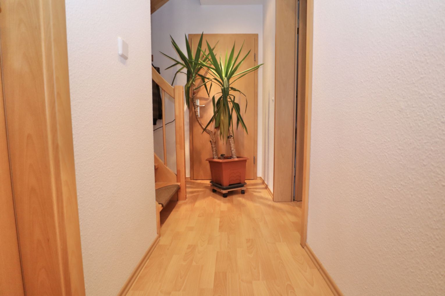 2-Raum Wohnung • Maisonette • Gablenz • Stellplatz • Tageslichtbad • Balkon • Küche • jetzt anrufen