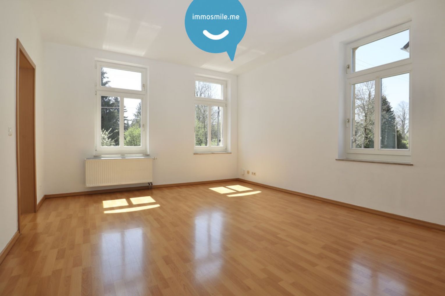 3-Raum Wohnung • in Rottluff • Balkon • zur Miete • Stellplatz • Dusche & Wanne • jetzt anrufen