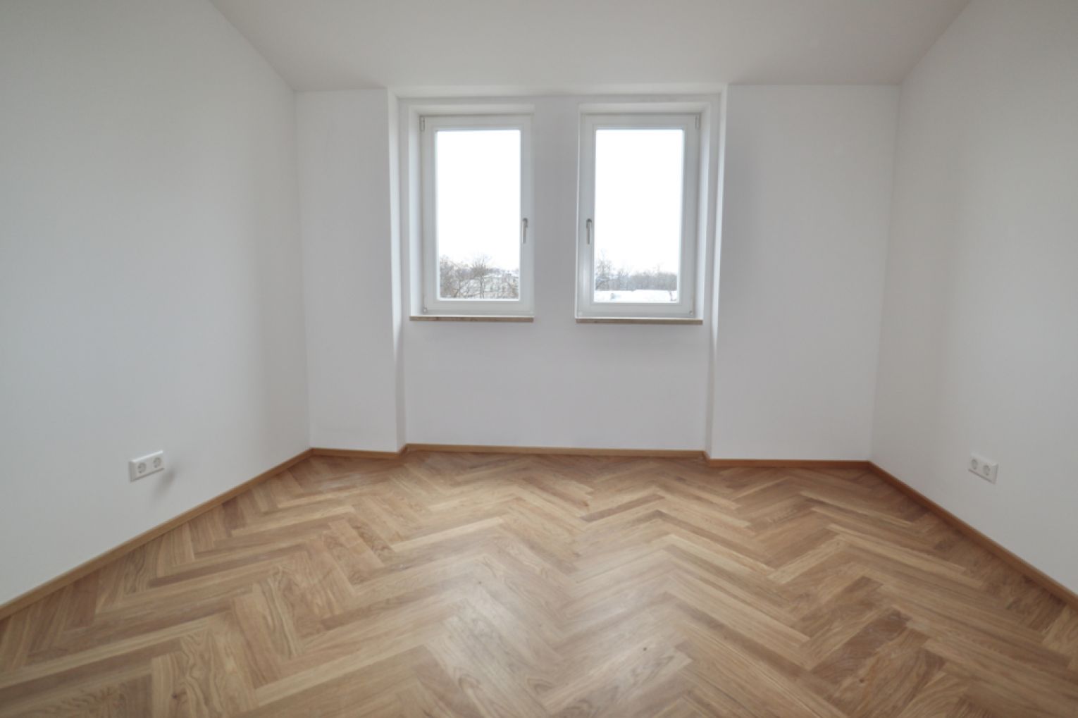 Erstbezug • in Chemnitz • 3-Raum Wohnung • Dachgeschoss • Balkon • modern • Tageslichtbad • ruf an