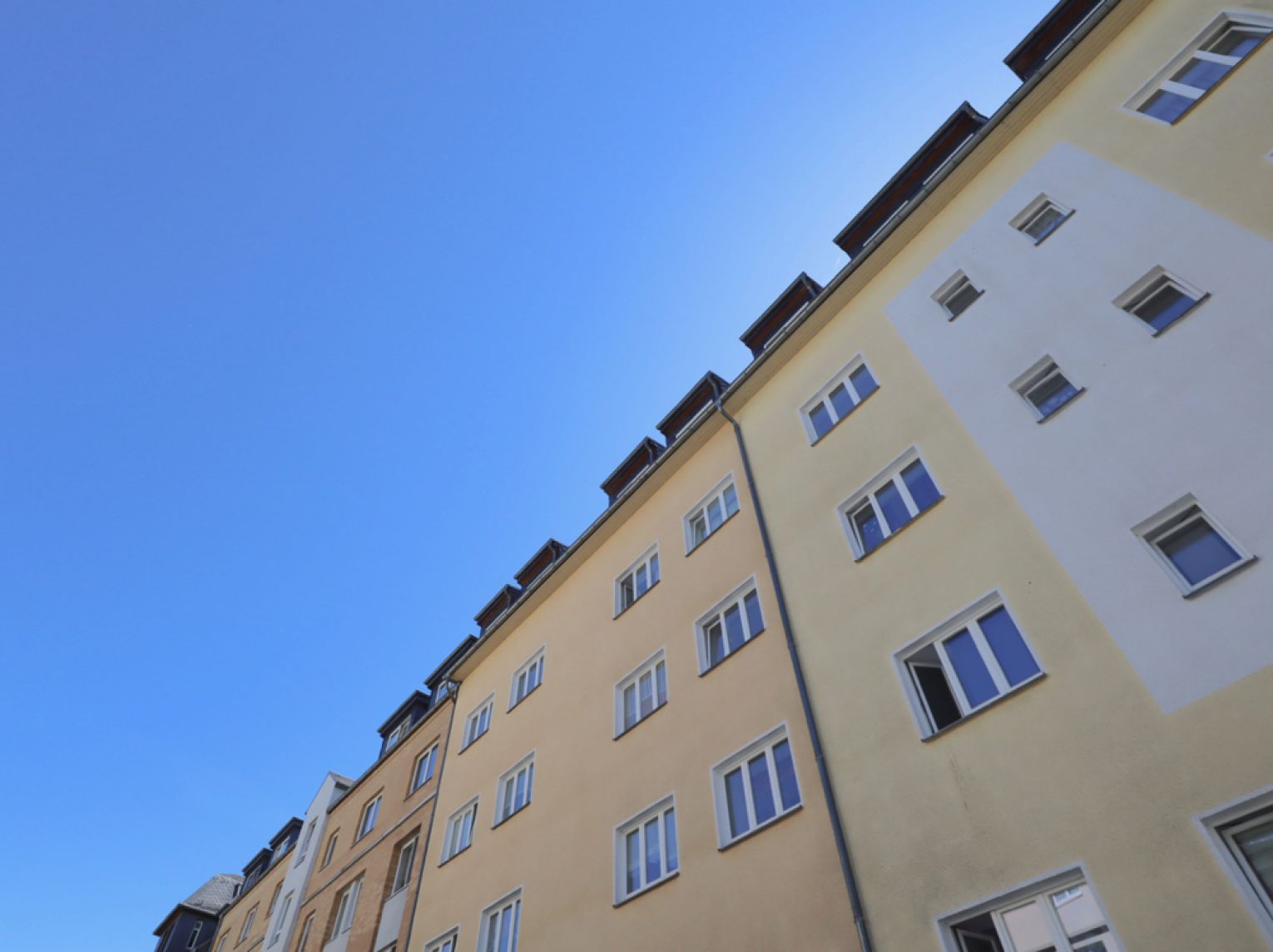 Maisonettewohnung • Dachgeschoss • 4 Zimmer • Terrasse • Balkon • Tageslichtbad • Schloßchemnitz •