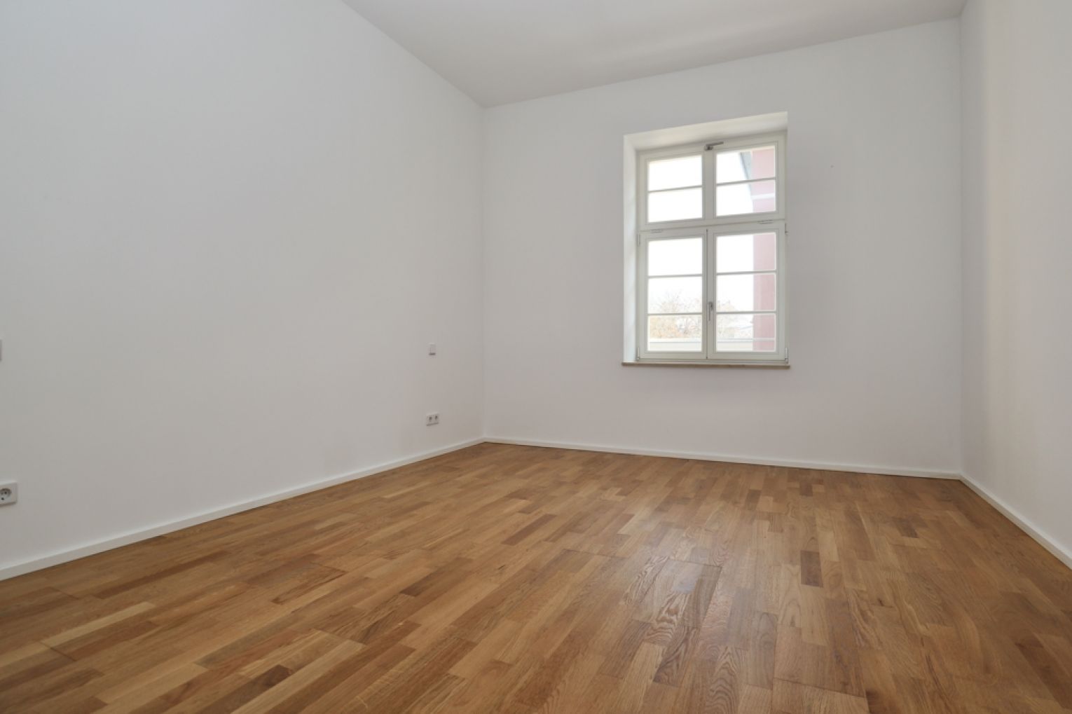 2 Zimmer • Chemnitz • Balkon • modernes Tageslichtbad • Stellplatz • Lutherviertel • ERSTBEZUG