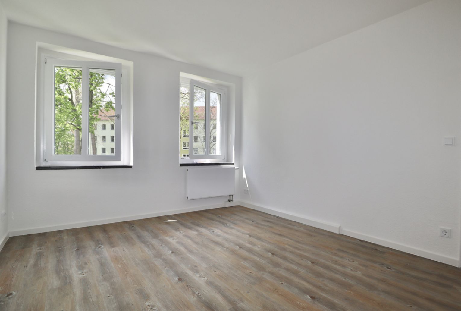 2-Zimmer Wohnung • Lutherviertel • Chemnitz • Erdgeschoss • klein und fein • Tageslichtbad • mieten