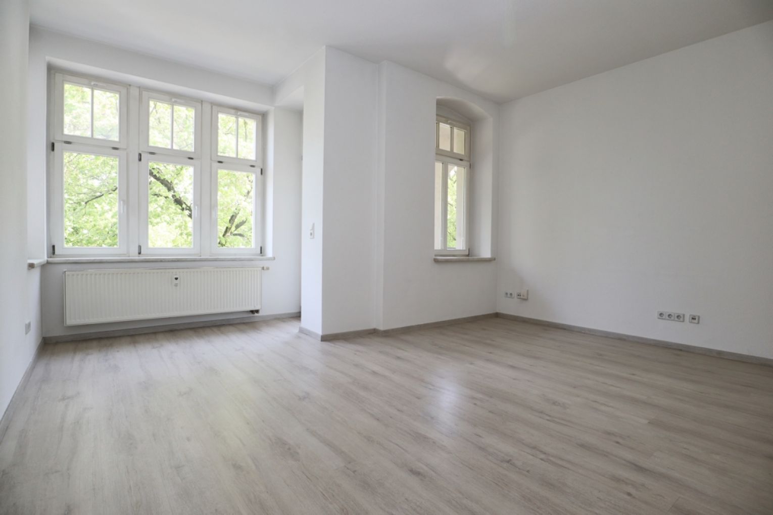 2-Raum Wohnung • Kaßberg • zur Miete • mit Balkon • Chemnitz • offene Küche • Erker