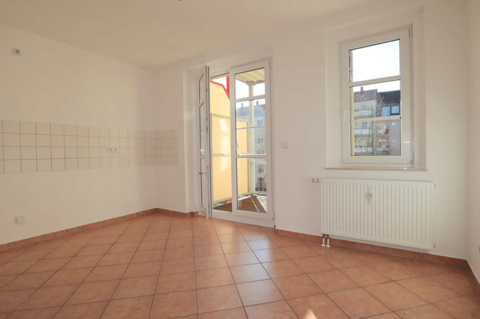 Balkon • 2-Raum Wohnung in Chemnitz • zum fairen Preis • Einbauküche  • Hilbersdorf • jetzt anrufen!