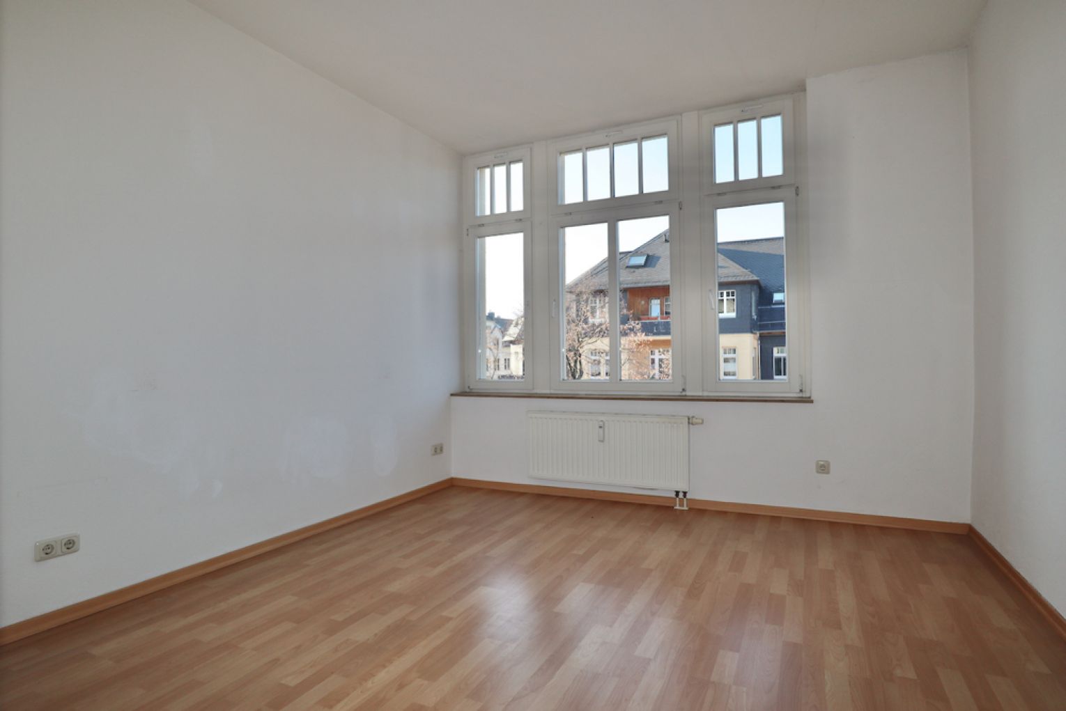 Kaßberg • mit Küche • Aufzug • 2 Zimmer • Tiefgarage • zur Miete • schnell sein