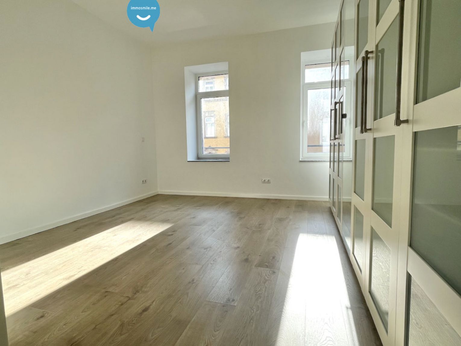 Modern saniert • 4 Zimmer • großer Balkon • 2 Bäder • sehr kinderfreundlich • gleich Termin machen!