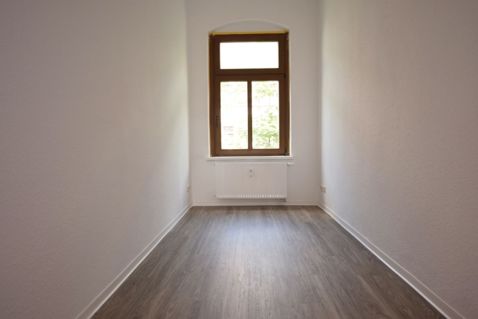 Am Brühl • 3 Zimmer • Balkon • moderner Grundriss • Bad mit Fenster und Wanne • jetzt Termin machen!