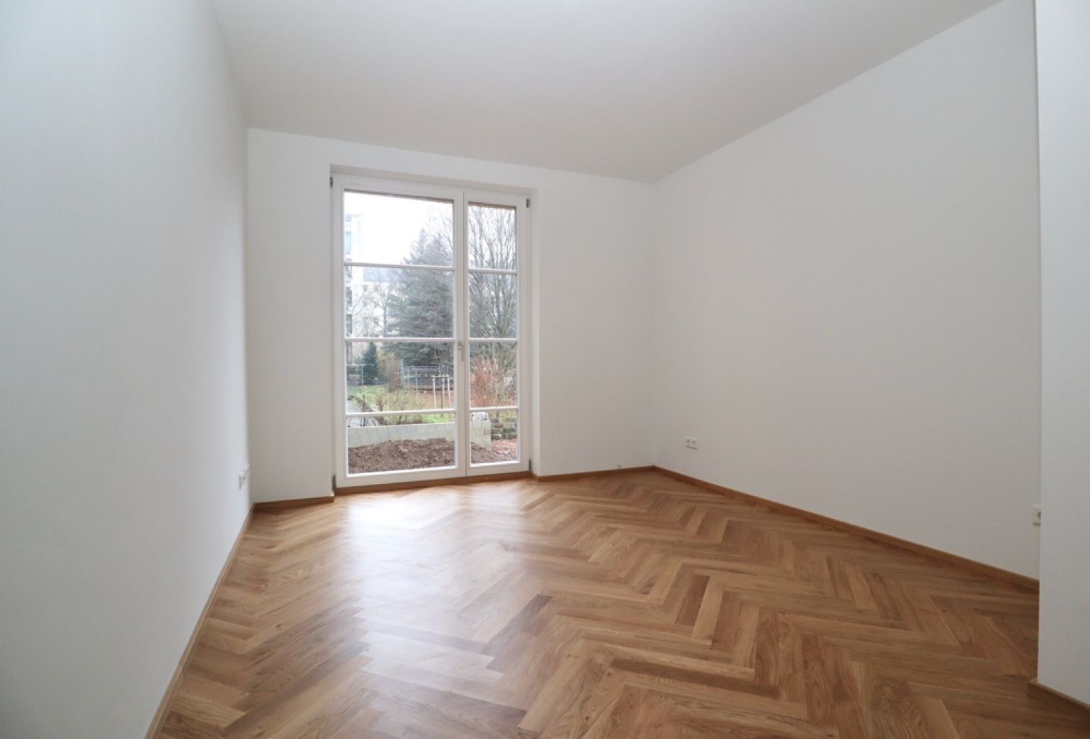 4-Zimmer • Erstbezug • Sonnenberg • 2 Bäder • Erdgeschoss • Fußbodenheizung • schnell sein