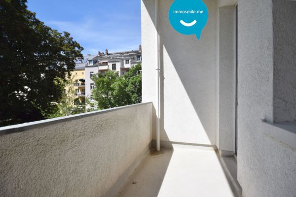 Tageslichtbad mit Wanne • Balkon • renoviert • 2 Raum • Sonnig • Stellplatz! • Besichtigungstermin!?