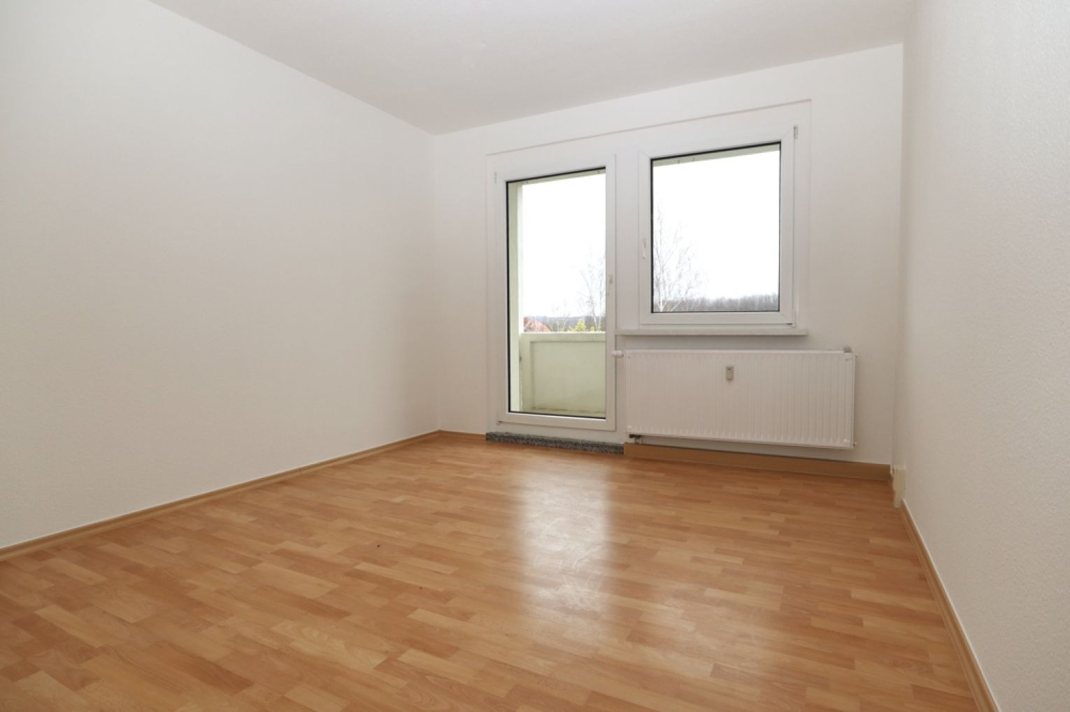 4-Raumwohnung • mit Balkon • Neu • Tageslichtbad • ruhige Lage • jetzt anschauen und mieten