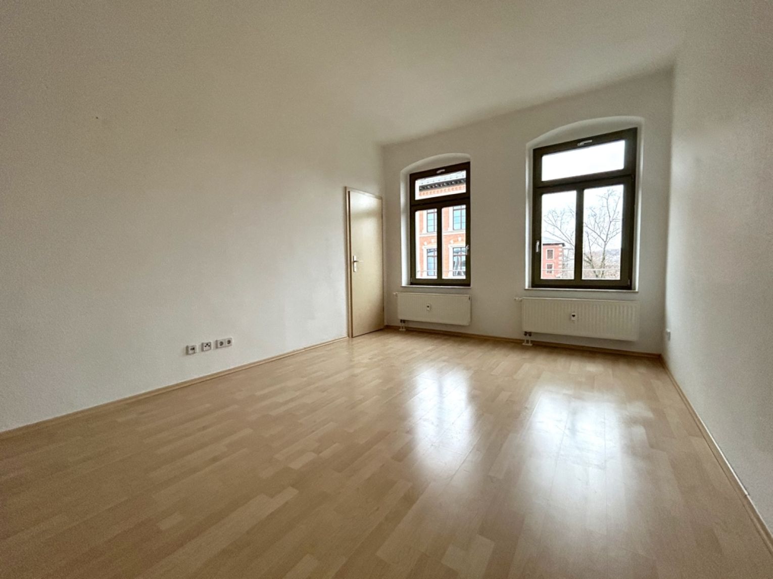 Schloßchemnitz • 2-Zimmer • Single-/Studentenwohnung • Einbauküche • Stellplatz • bald wieder frei !