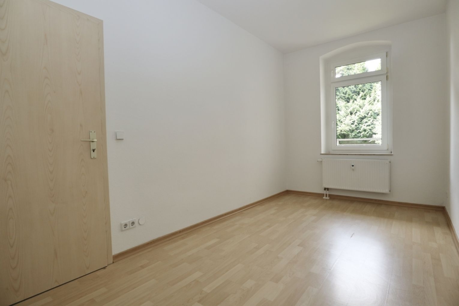 Balkon • 2-Raum Wohnung • Sonnenberg • Einbauküche • jetzt Besichtigungstermin vereinbaren