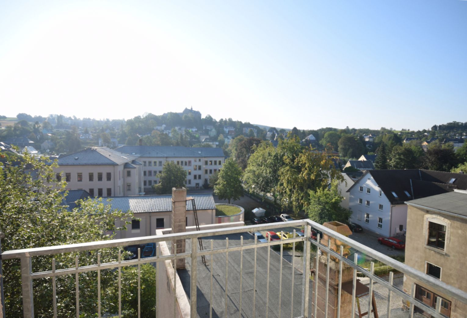 Stollberg • 2-Raum • Balkon • Bad mit Dusche • Sonnig • Einbauküche • jetzt anschauen!