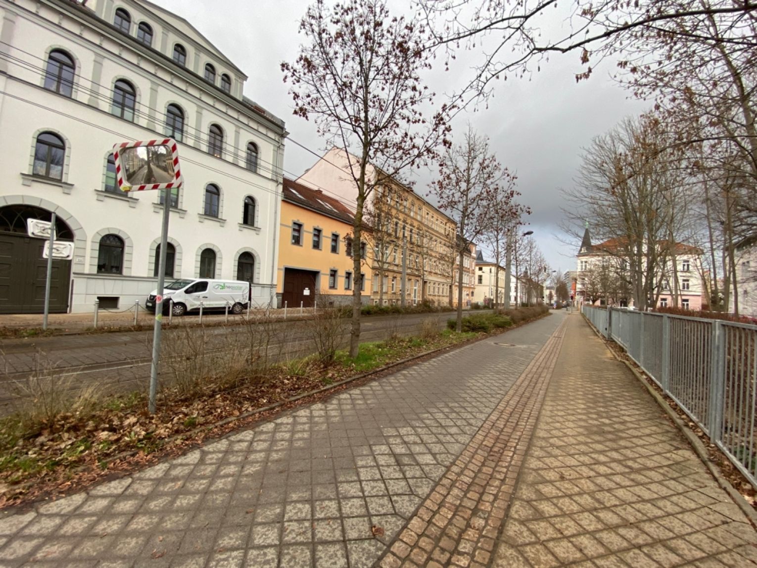 vermietete Eigentumswohnung • 1 Zimmer • Balkon • Dusche • in Zwickau • zum Kauf