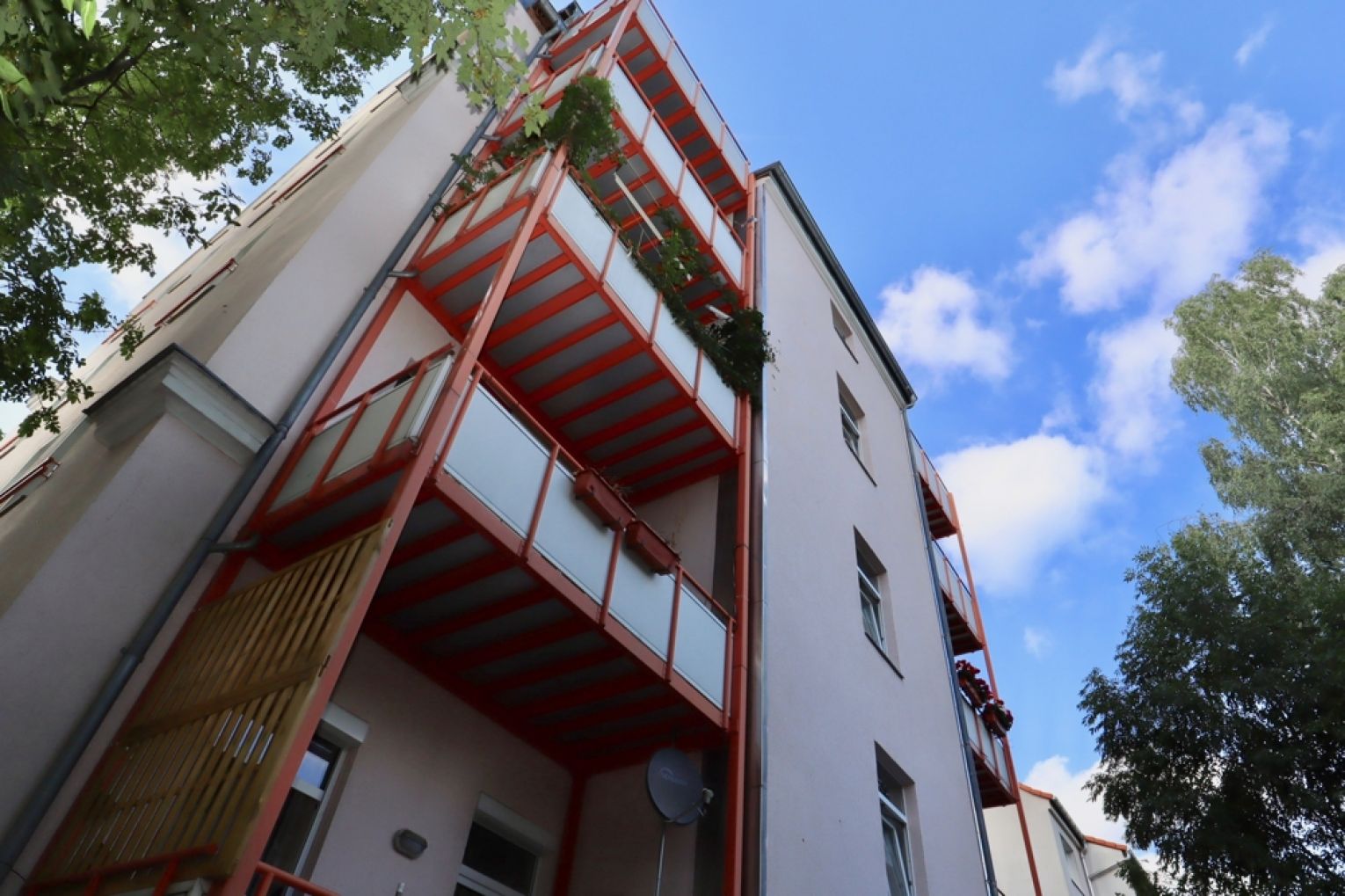 Kaßberg • 3-Raum Wohnung • Südbalkon • Chemnitz • Tageslichtbad • Einbauküche • jetzt mieten