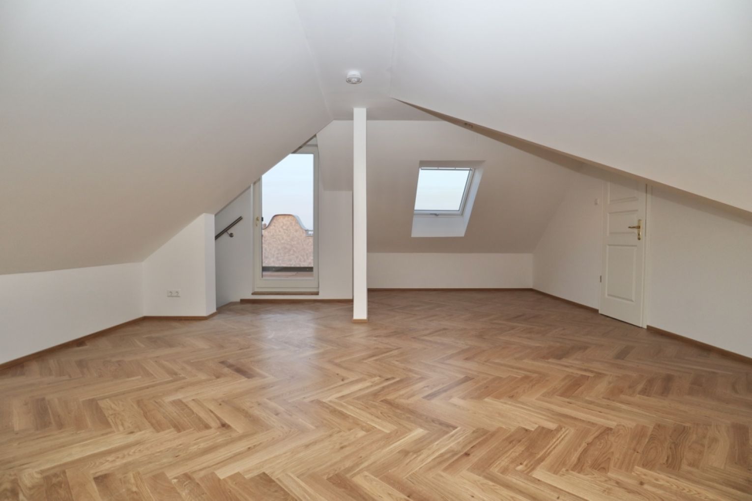 Terrasse • 5-Zimmer • Maisonette • ERSTBEZUG • Chemnitz • Fußbodenheizung • Sonnenberg • jetzt mieten