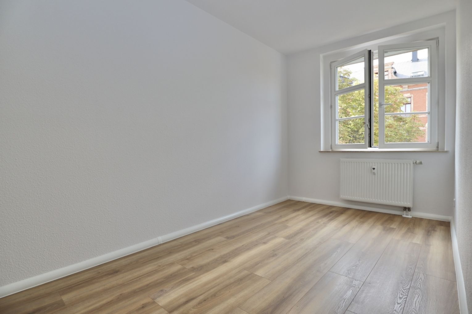 2-Zimmer Wohnung in Chemnitz • Balkon • Tageslichtbad • Einbauküche • Hilbersdorf • jetzt anrufen