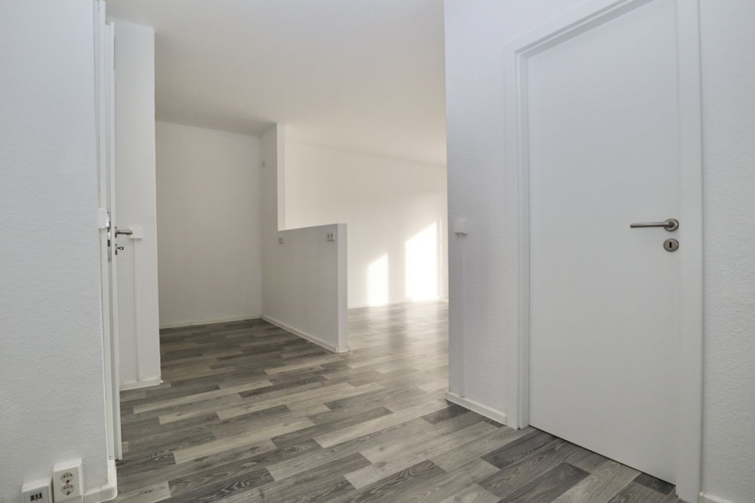 Markersdorf • 3-Raum Wohnung • Balkon • ruhige Lage  •  offene Küche • mieten