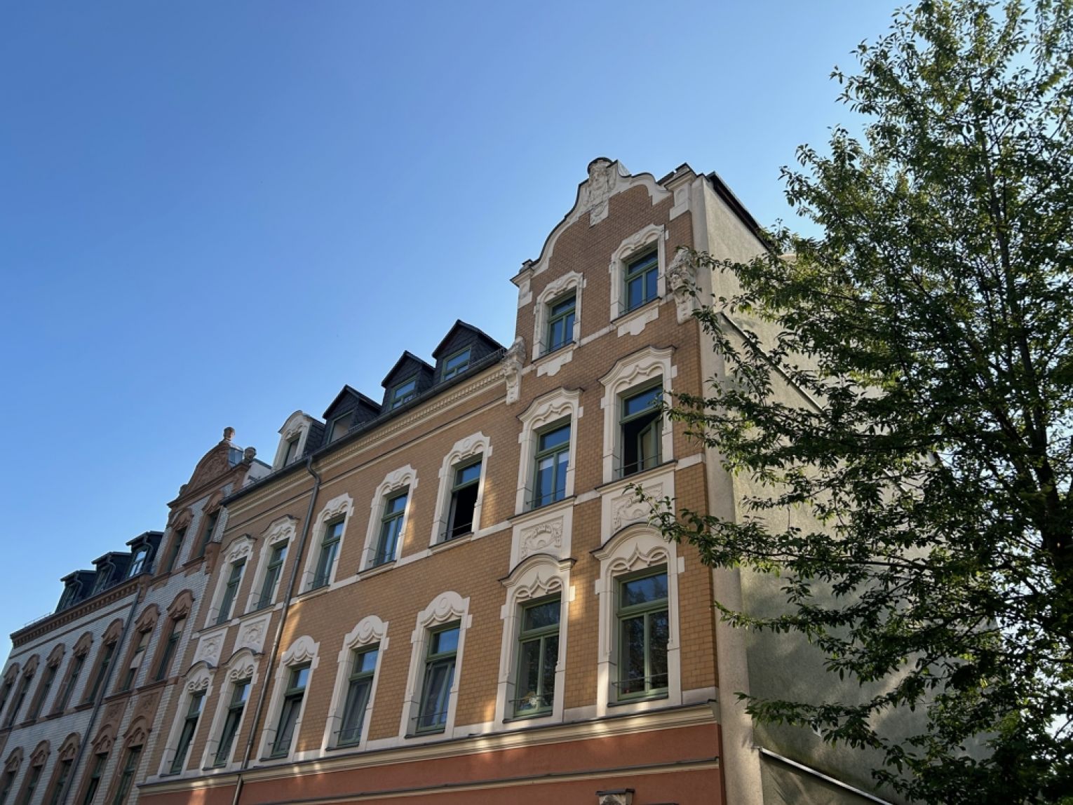 Gablenz • 2-Raum Wohnung • Dachgeschoss • Wanne • in Chemnitz • Studentenviertel • Nahe Uni • mieten