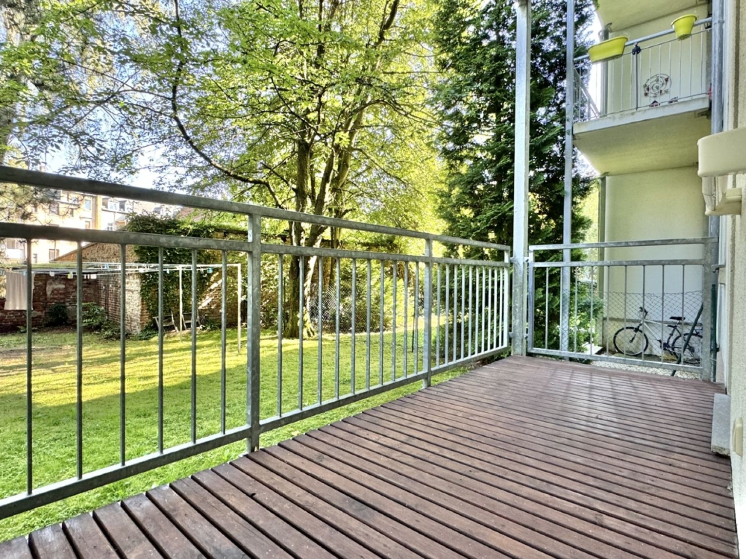 Erdgeschoss • moderner Boden • Balkon • 2-Raum Wohnung • Kaßberg • ruhige Lage • jetzt mieten