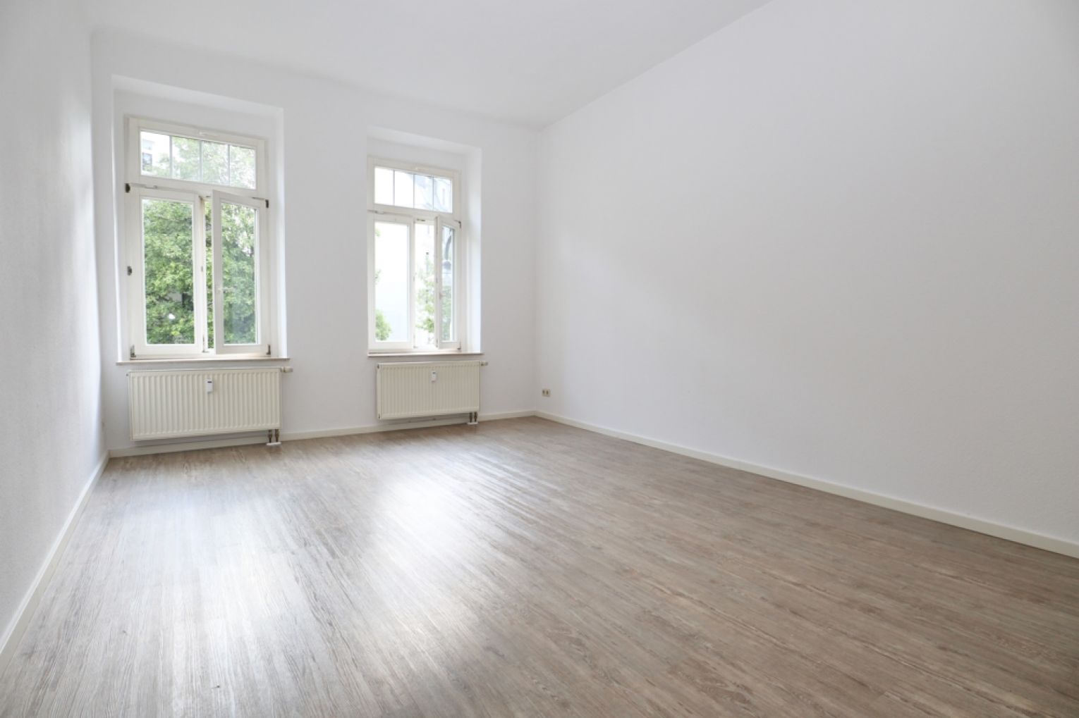 2-Zimmer • Mietwohnung • Kaßberg • Balkon • Tageslichtbad • jetzt besichtigen