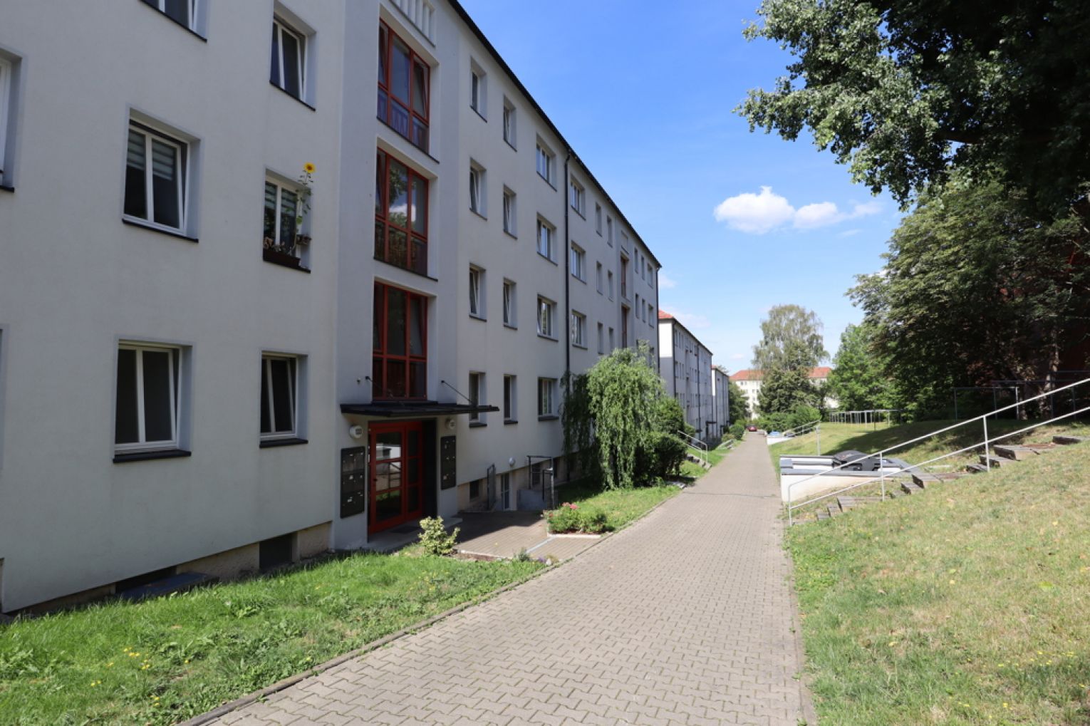 Lutherviertel • in Chemnitz • 2-Raum Wohnung • Balkon • Tageslichtbad • Einbauküche • Gutschein