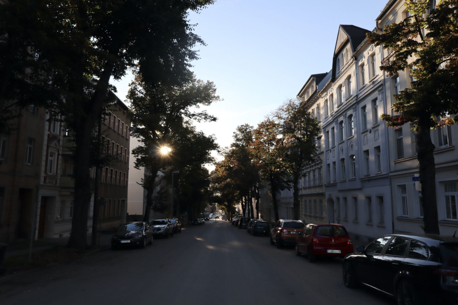 vermietete Kapitalanlage • 2 Zimmer • mit Balkon • Tageslichtbad mit Dusche • in Gera