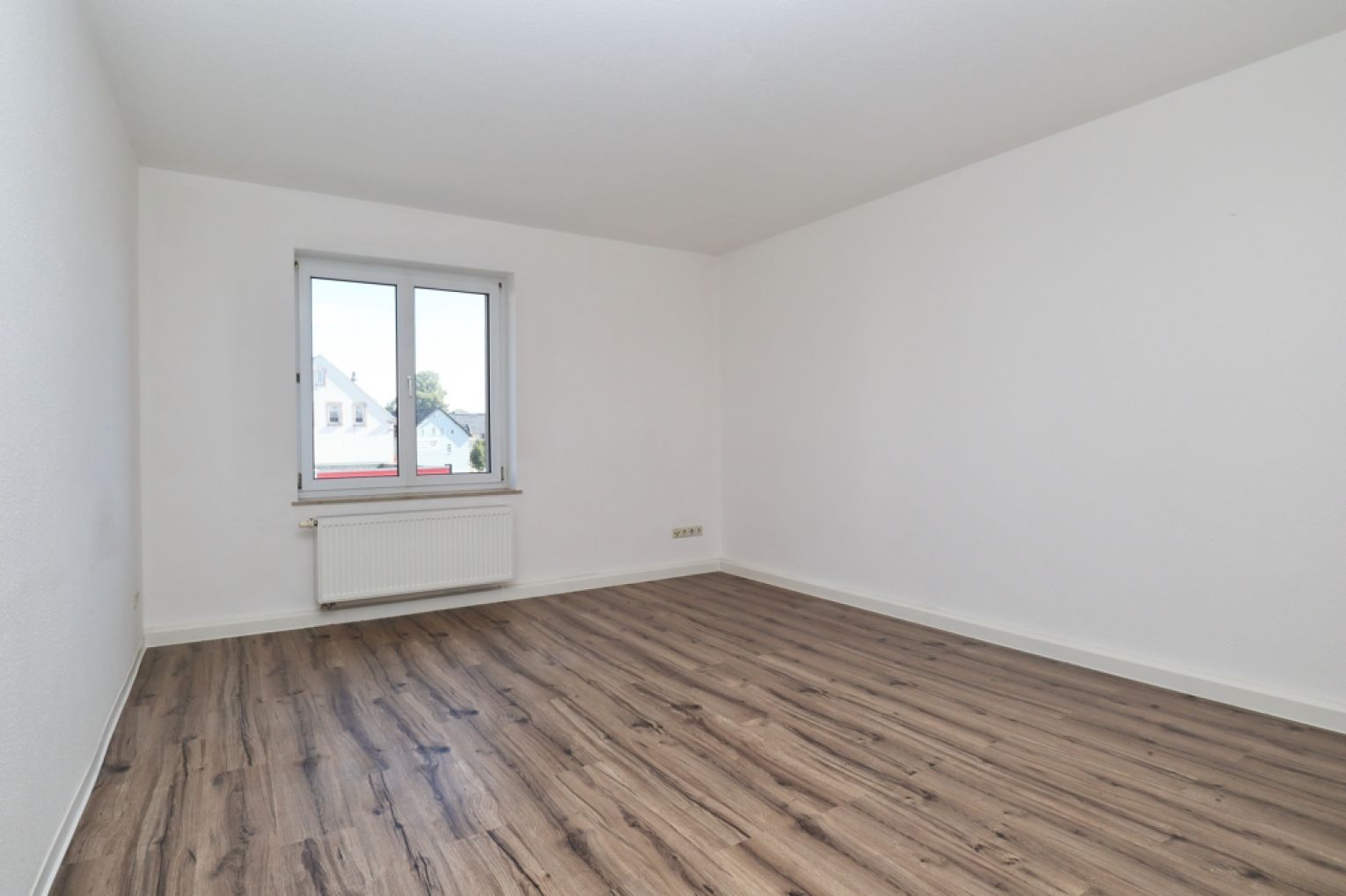 5-Raum Wohnung in Chemnitz • Balkon • 2 Tageslichtbäder • Wanne&Dusche  • Ebersdorf • jetzt mieten