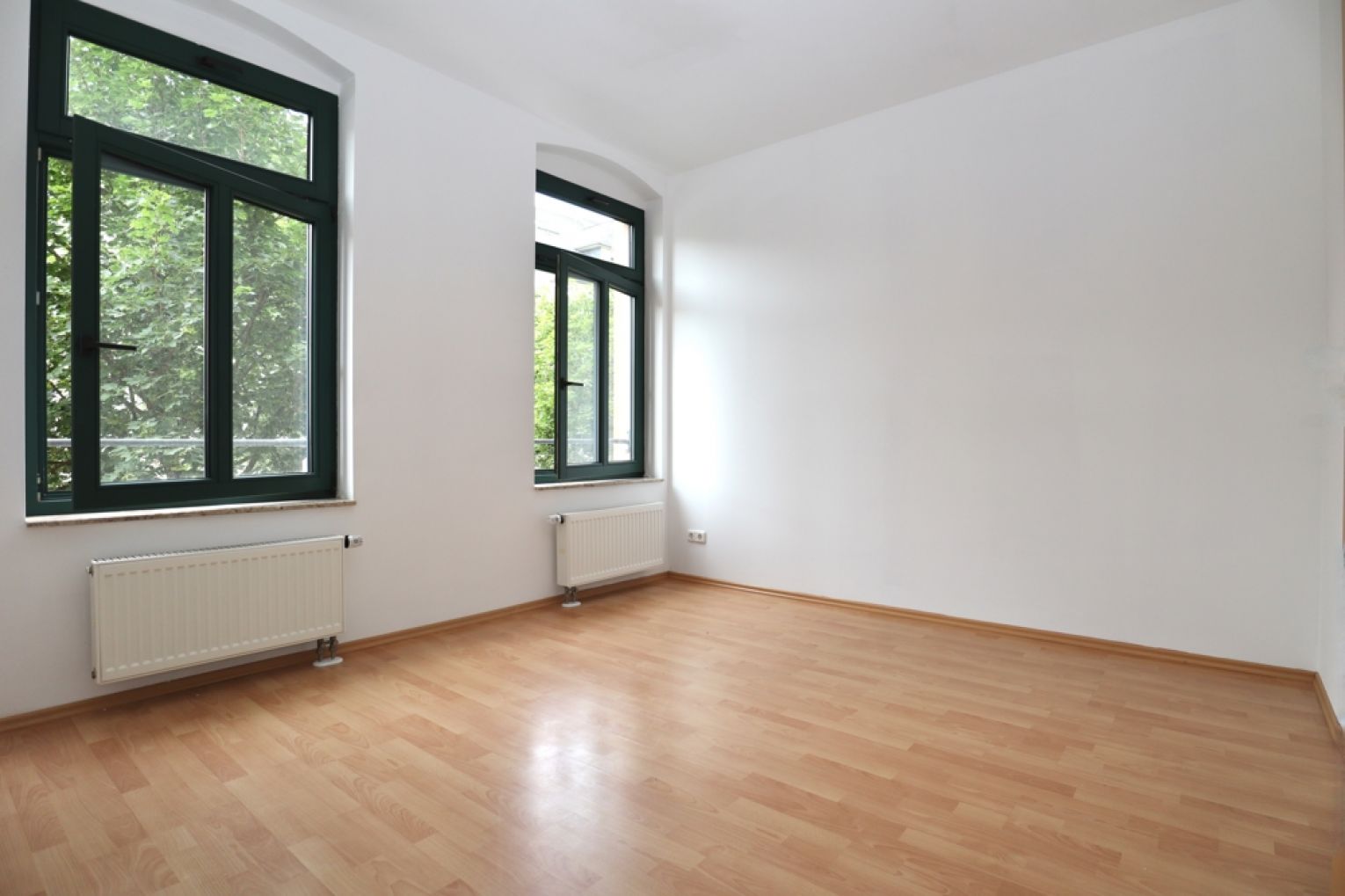 2-Raum Wohnung • Wanne&Dusche • Schloßchemnitz • Fahrstuhl • Single-Wohnung • Balkon • jetzt mieten