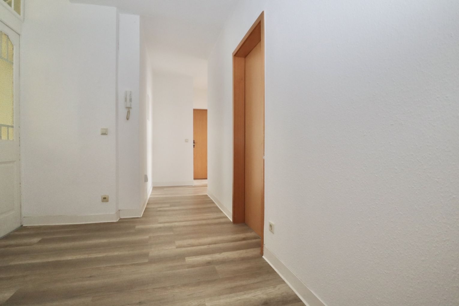 3-Raum Wohnung • Bernsdorf • in Chemnitz • Balkon • NEUER Boden •  UNInah • jetzt Besichtigen