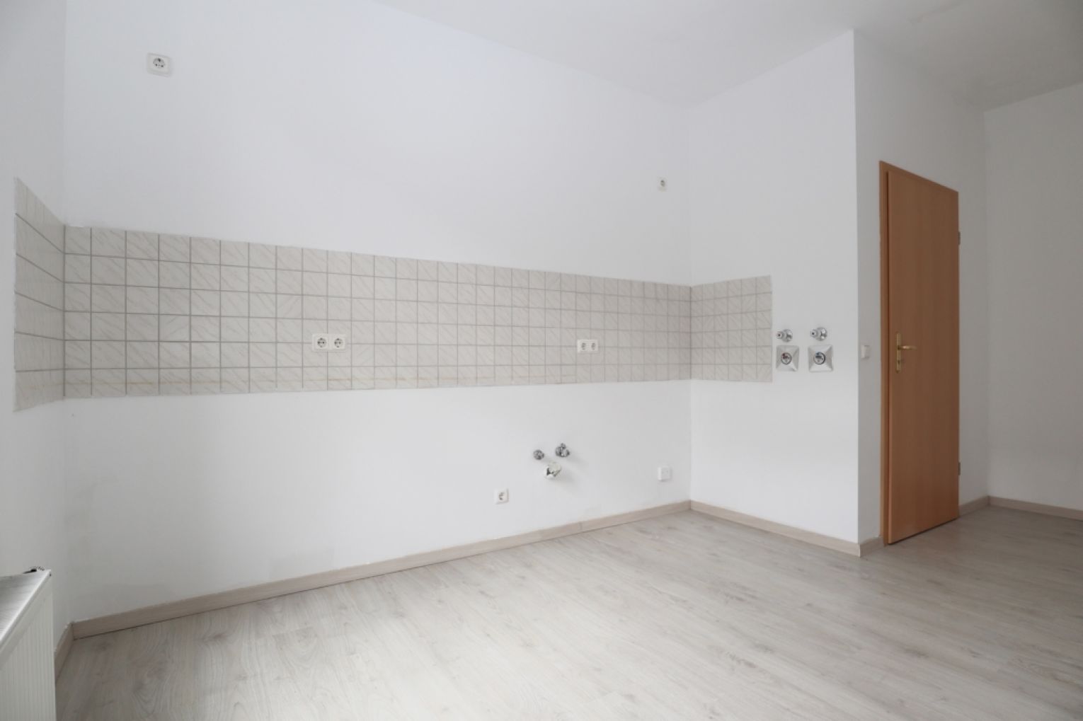 2-Raum Wohnung • Wanne&Dusche • Schloßchemnitz • Fahrstuhl • Single-Wohnung • Balkon • jetzt mieten