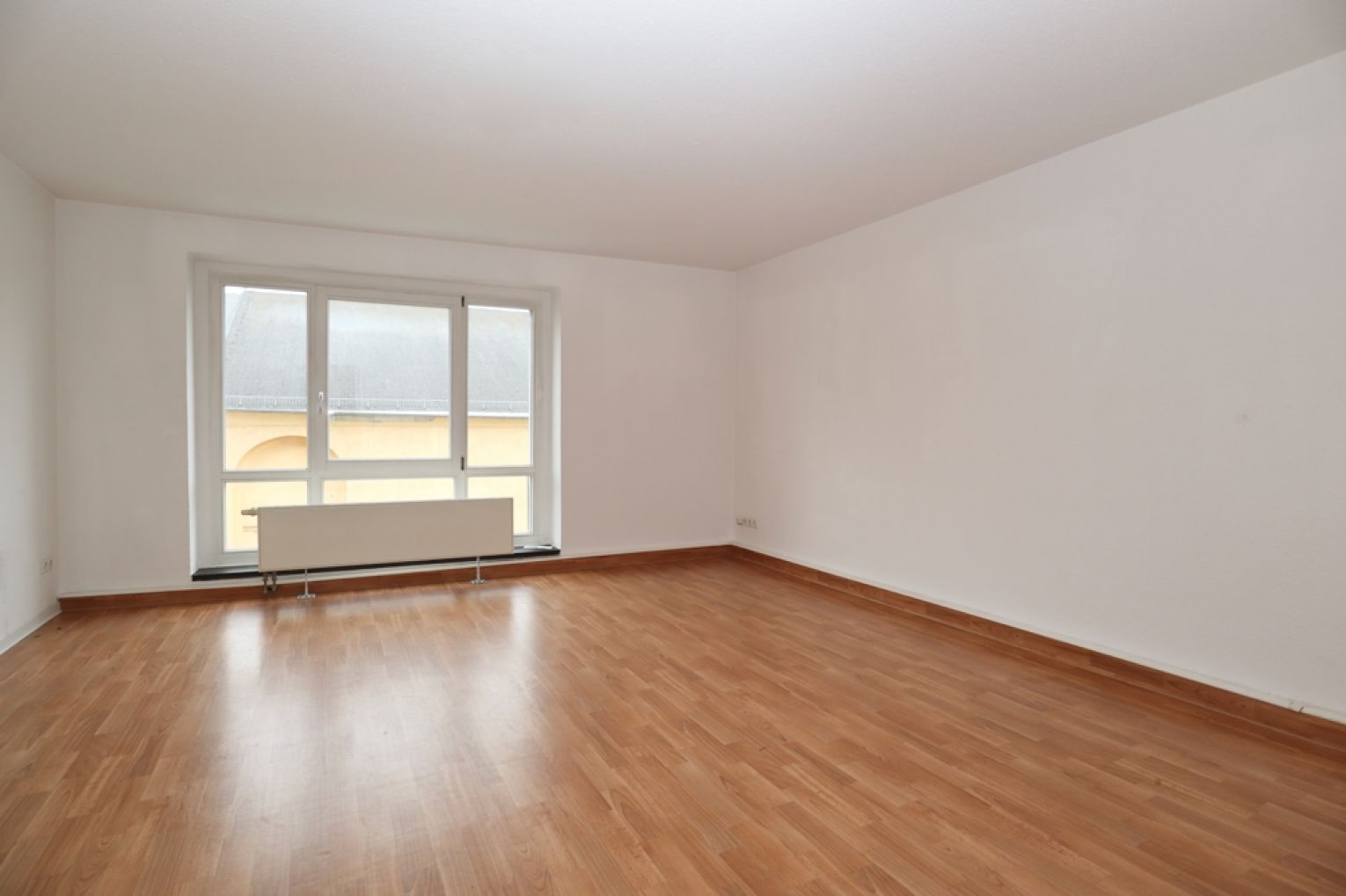 2 Zimmer • Küche • Gutschein • Balkon • in Chemnitz • Tageslichtbad mit Wanne • jetzt anrufen!