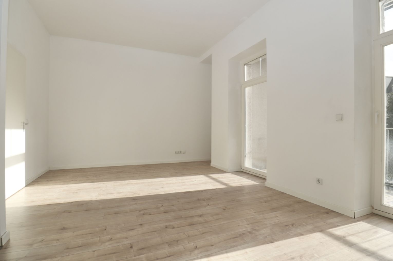 Balkon • Kaßberg • helle 2- Zimmer Wohnung • zur Miete • modern, offenes Wohnen • Chemnitz