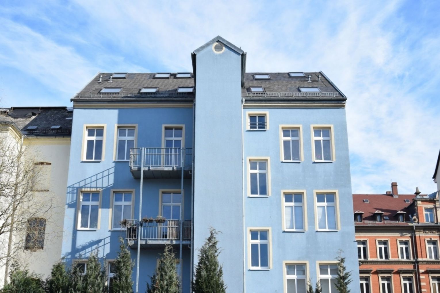 individueller Grundriss • 3 Zimmer • Südbalkon • EBK • Stellplätze • schnell Termin vereinbaren!