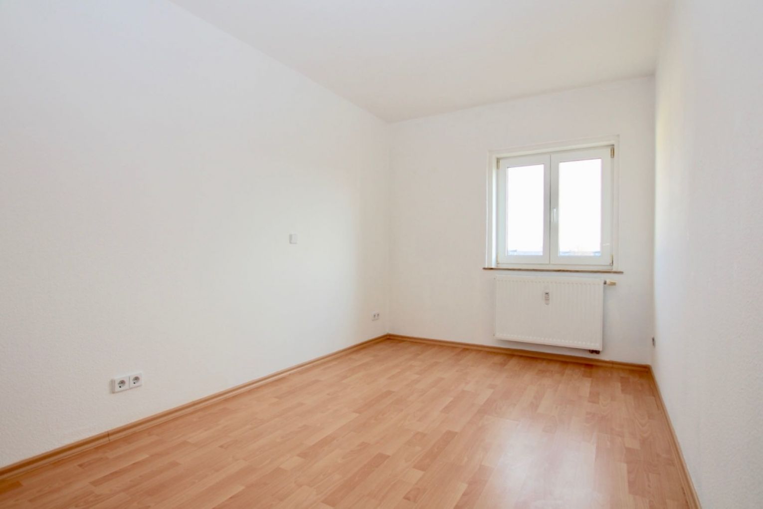 Balkon • 3-Raum Wohnung • Dachgeschoss • ruhige Lage • umgeben von Kleingärten