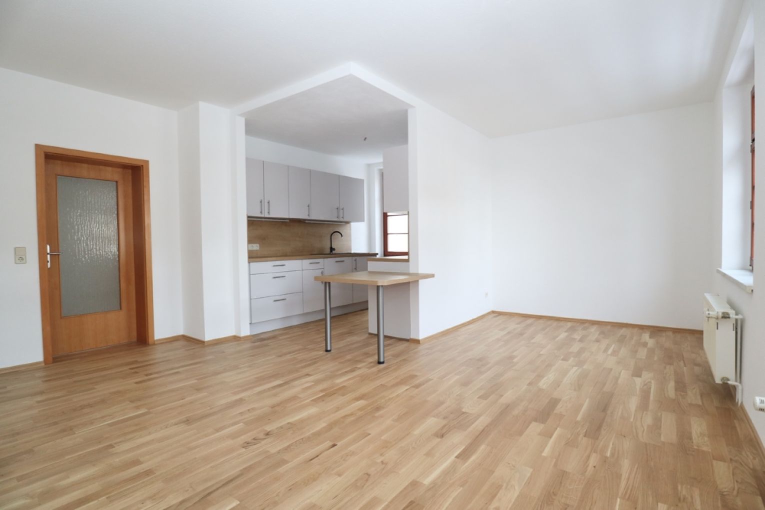 Küche • 2-Zimmer • Hilbersdorf • ruhige Lage • neu saniert • Tageslichbad • jetzt schnell sein